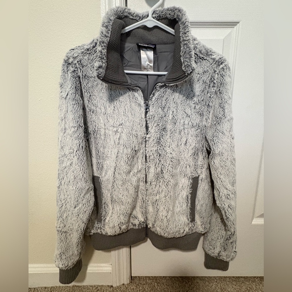 Patagonia Women's Gray Teddy Jacket